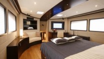 NIRA - VIP Suite